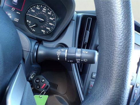 Certified 2025 Subaru Impreza 2.0i image 24