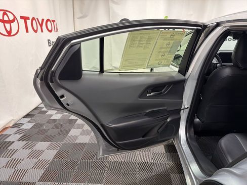 Used 2025 Toyota Prius Limited image 18