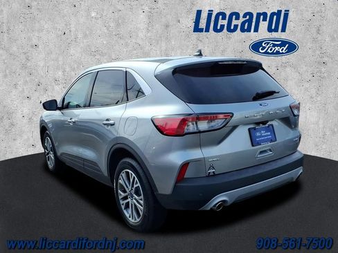 Used 2022 Ford Escape SEL image 4