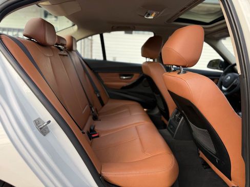 Used 2014 BMW 328i Sedan RWD image 9