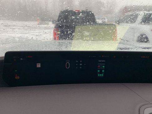 Used 2025 Ford Expedition Platinum w/ Platinum Ultimate Package image 6