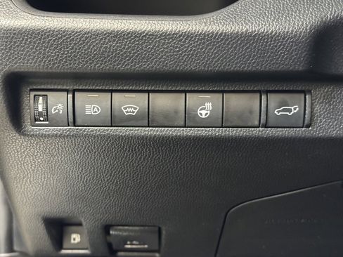 Used 2023 Toyota RAV4 XLE image 30