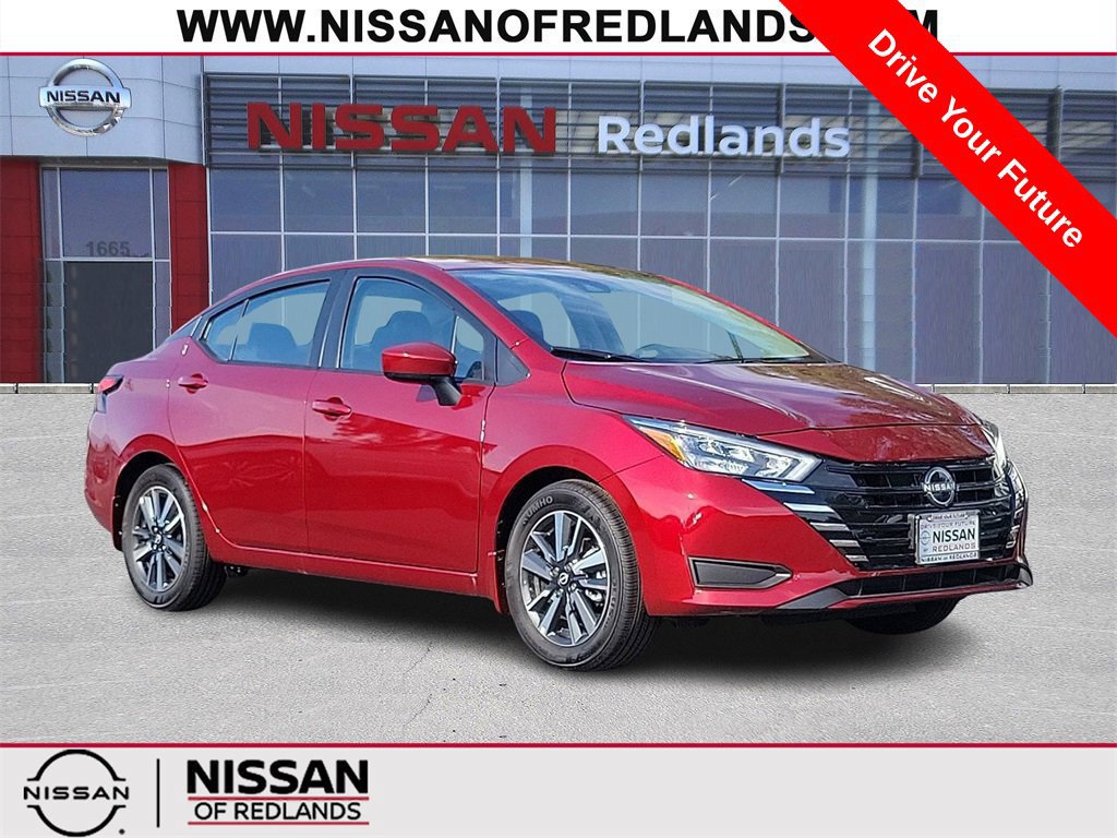 Used 2025 Nissan Versa SV w/ Trunk Package FWD image 1