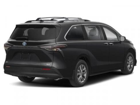 New 2026 Toyota Sienna XLE FWD image 2