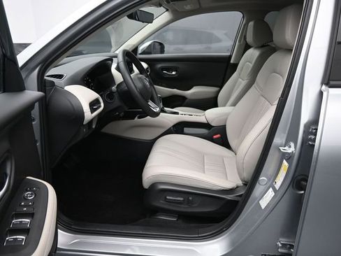 Used 2026 Honda HR-V EX-L image 24