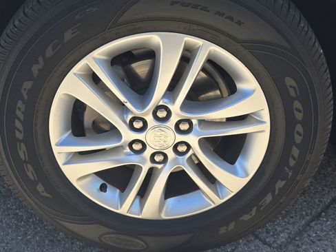 Used 2019 Buick Enclave Essence w/ Trailering Package, 5000 lbs. FWD image 14