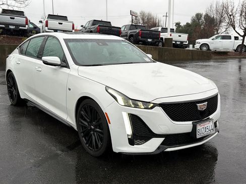 Used 2021 Cadillac CT5 Sport image 3
