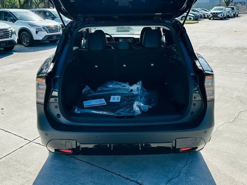 New 2026 Nissan Kicks SR image 29