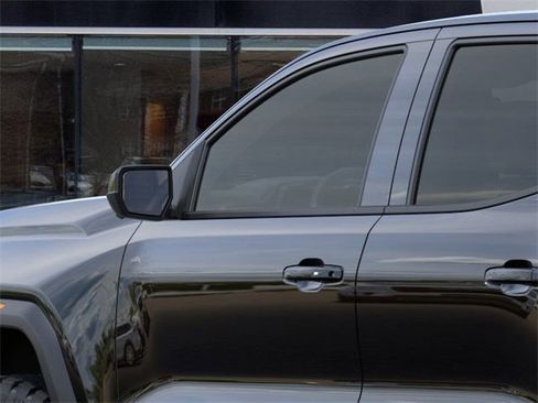 New 2026 GMC Canyon Elevation w/ Convenience Package image 12