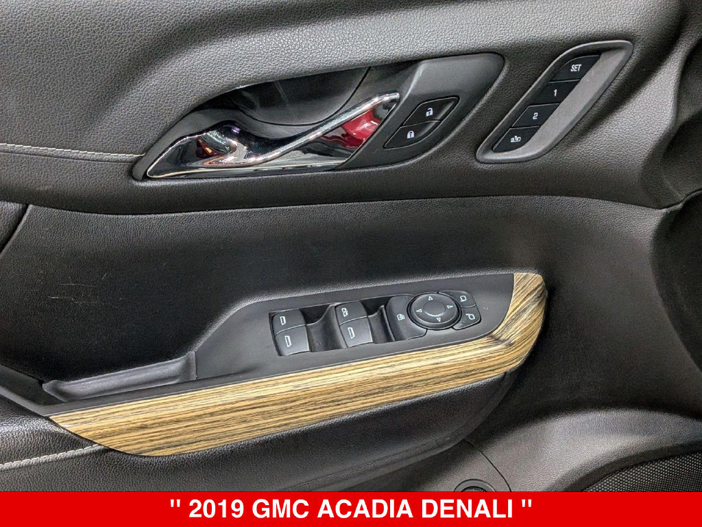 Used 2019 GMC Acadia Denali AWD/4WD image 15