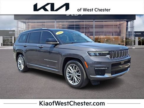Used 2023 Jeep Grand Cherokee L Summit w/ Luxury Tech Group V AWD/4WD image 1