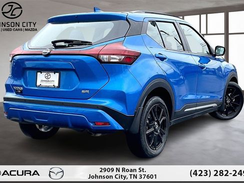 Used 2024 Nissan Kicks SR w/ SR Premium Package image 2