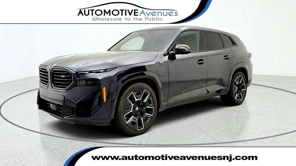 Used 2024 BMW XM AWD/4WD image 1