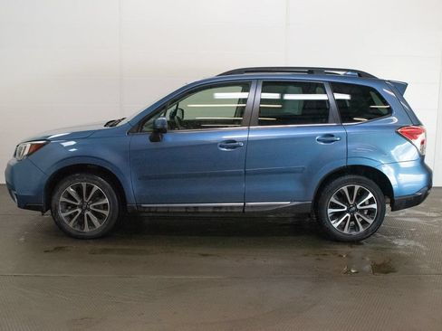 Used 2017 Subaru Forester 2.0XT Touring AWD/4WD image 7