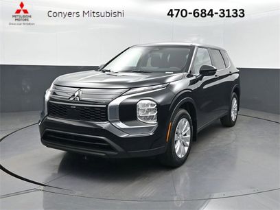 New 2025 Mitsubishi Outlander ES