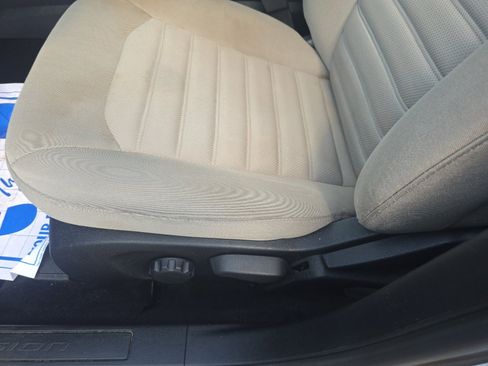 Used 2017 Ford Fusion S image 17