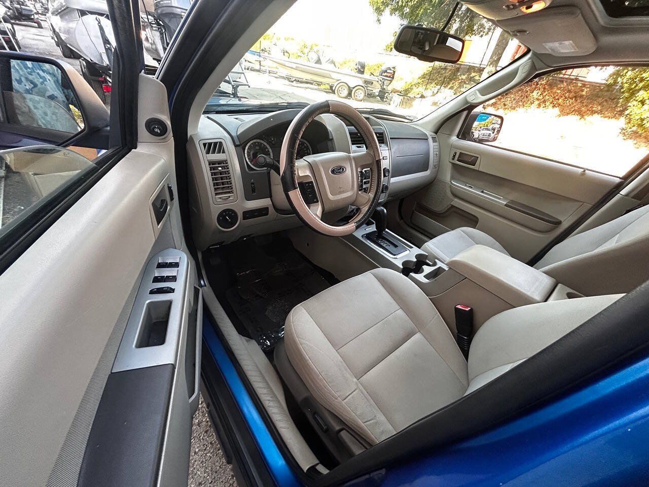 Used 2012 Ford Escape XLT FWD image 16