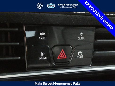 New 2025 Volkswagen Atlas Cross Sport SEL R-Line image 18