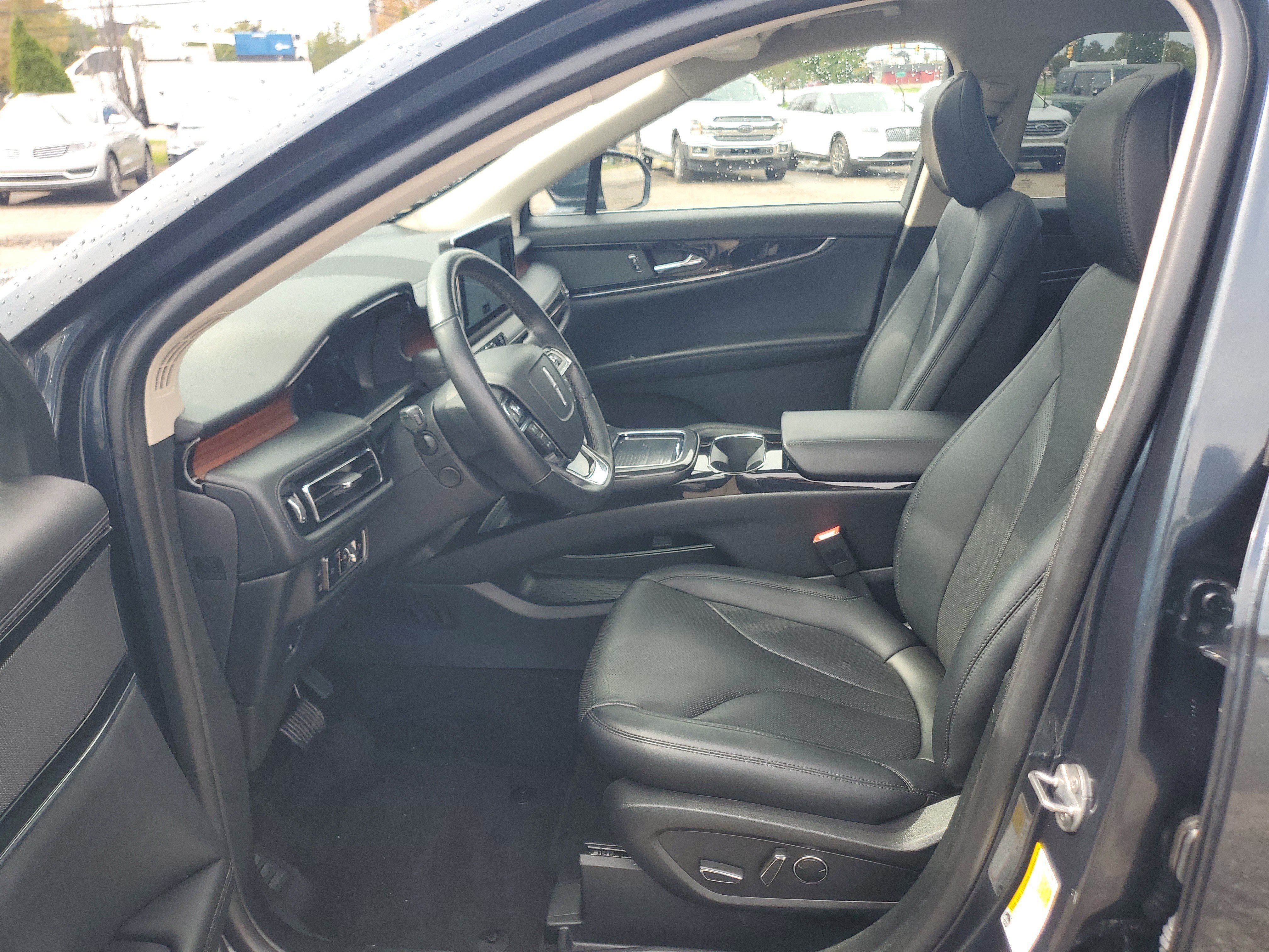 Certified 2023 Lincoln Nautilus Reserve AWD/4WD image 12