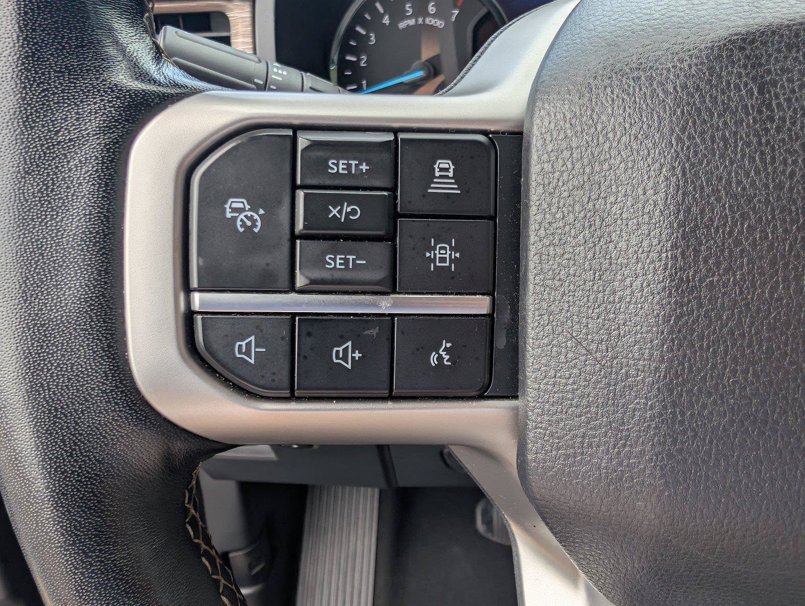 Used 2024 Ford Expedition Max Limited AWD/4WD image 25