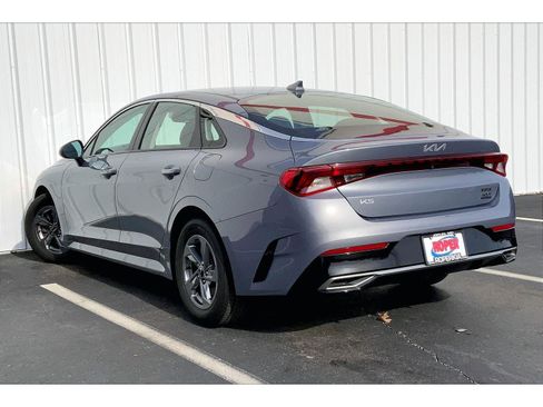 Used 2023 Kia K5 LXS image 9