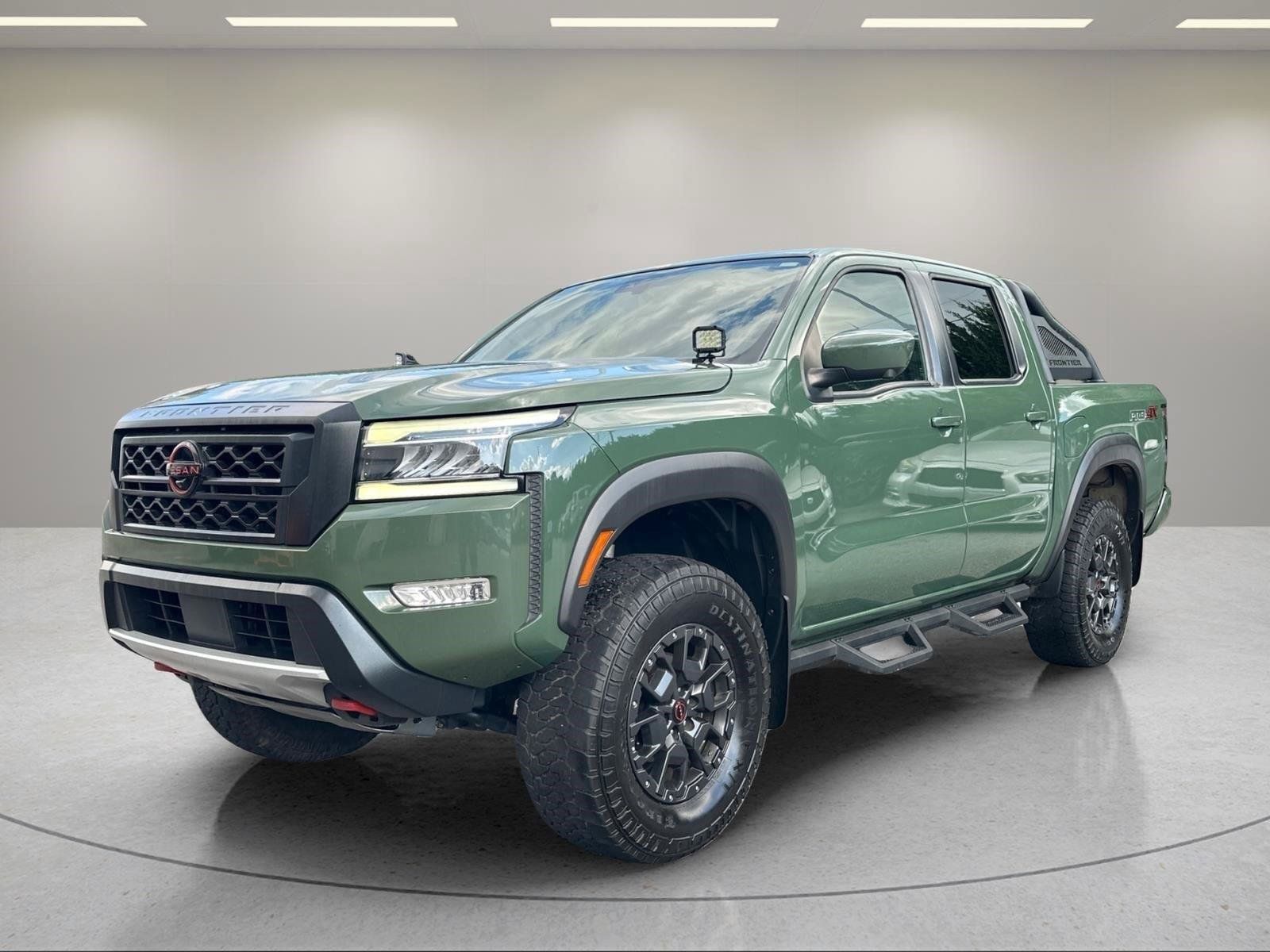 Used 2023 Nissan Frontier PRO-4X w/ Pro-4X Premium Package AWD/4WD image 1