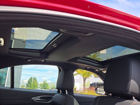 New 2025 Alfa Romeo Giulia Intensa w/ Driving Assist Package image 10