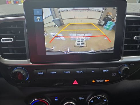 New 2026 Hyundai Venue SE FWD image 24