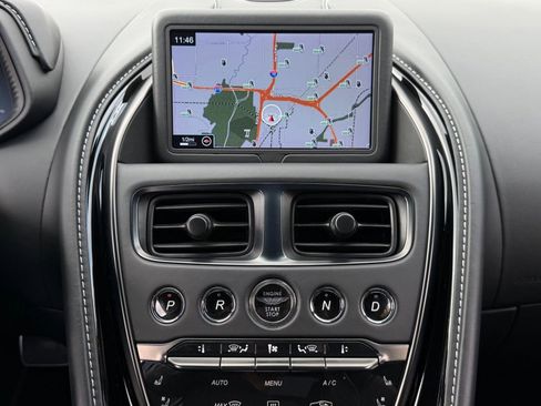 Used 2021 Aston Martin DB11 Coupe image 14