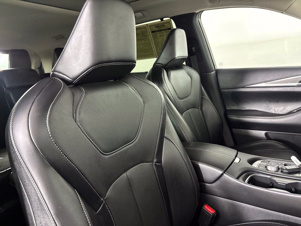 Used 2023 INFINITI QX60 Luxe w/ Cargo Package AWD/4WD image 34