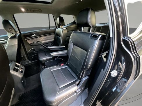 Used 2023 Volkswagen Atlas SE w/ Panoramic Sunroof Package AWD/4WD image 26