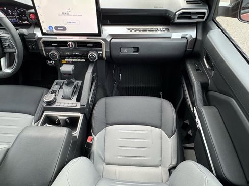 New 2025 Toyota Tacoma TRD Sport image 17