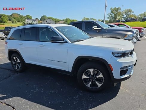 Used 2022 Jeep Grand Cherokee Limited 4xe AWD/4WD image 3