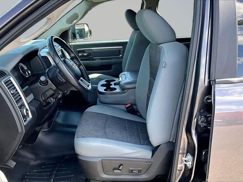 Used 2019 RAM 1500 Big Horn AWD/4WD image 11