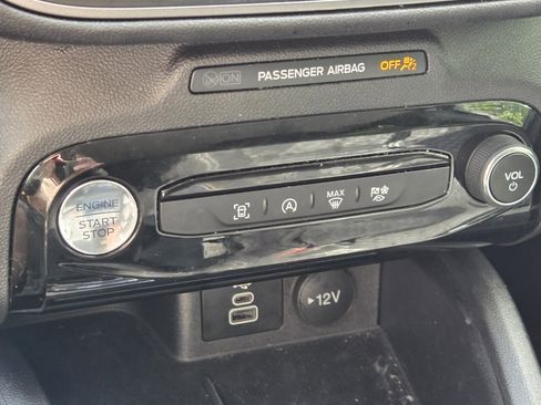 Used 2024 Ford Escape Active w/ Tech Pack #1 AWD/4WD image 15