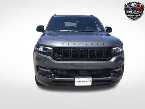 Used 2024 Jeep Wagoneer Series II AWD/4WD image 8