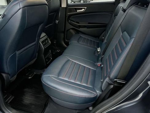 Certified 2024 Ford Edge SEL w/ Sport Appearance Package image 11