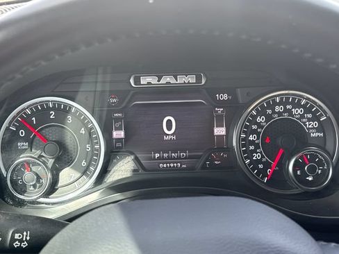 Used 2022 RAM 1500 Laramie w/ Sport Appearance Package AWD/4WD image 15