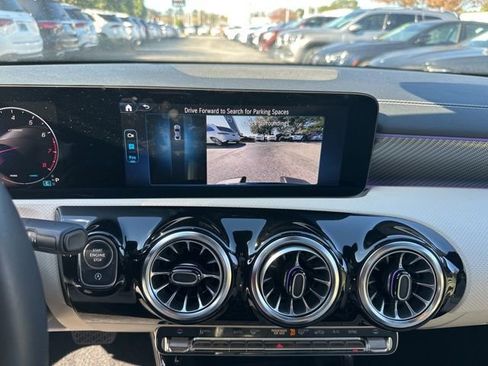 Used 2025 Mercedes-Benz CLA 250 image 12