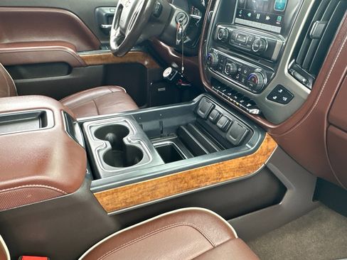 Used 2015 Chevrolet Silverado 3500 High Country w/ Duramax Plus Package image 15