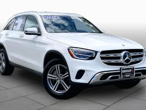 Certified 2022 Mercedes-Benz GLC 300 4MATIC w/ Premium Package Lite image 3