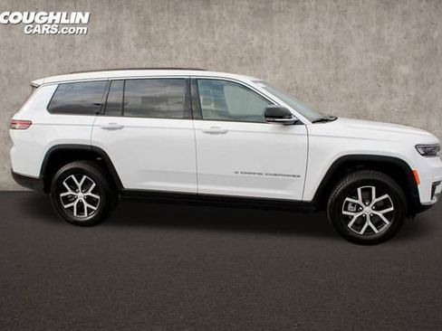 New 2024 Jeep Grand Cherokee L Limited w/ Trailer Tow Package AWD/4WD image 1