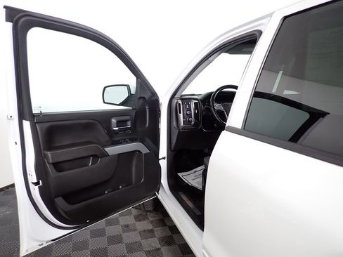 Used 2018 Chevrolet Silverado 1500 LT w/ All Star Edition image 15