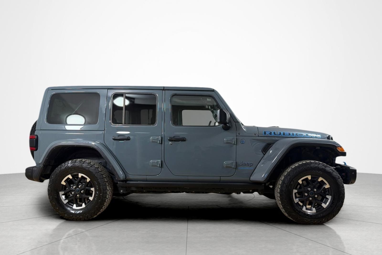 Used 2024 Jeep Wrangler Unlimited Rubicon 4xe AWD/4WD image 6