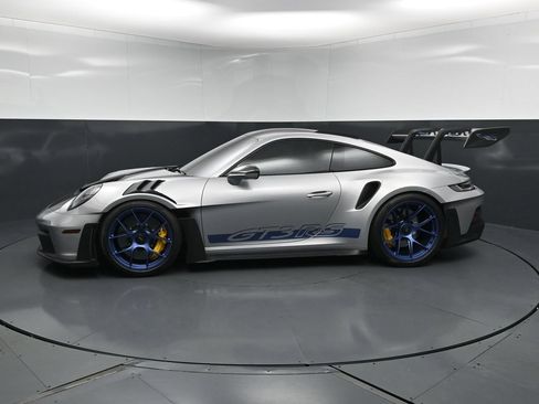 Used 2024 Porsche 911 GT3 RS RWD image 2