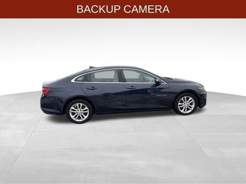 Used 2016 Chevrolet Malibu LT image 8