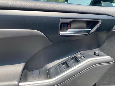 Certified 2025 Toyota Highlander XSE AWD/4WD image 14