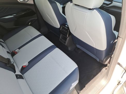 Used 2024 Volkswagen ID.4 S RWD image 11