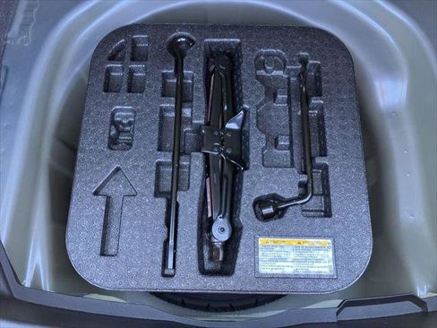 Certified 2025 Toyota Corolla LE image 25