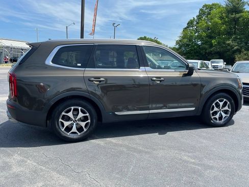 Used 2021 Kia Telluride EX w/ Towing Package AWD/4WD image 12